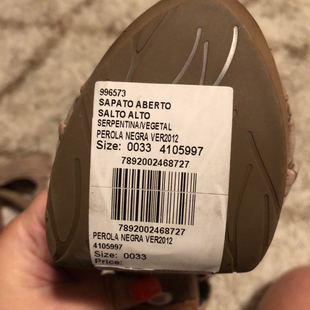 Open toe booties - Picture 2 of 6